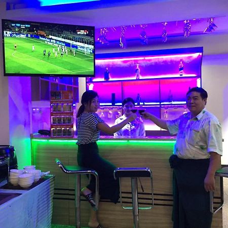 Good Luck Hotel ย่างกุ้ง ภายนอก รูปภาพ