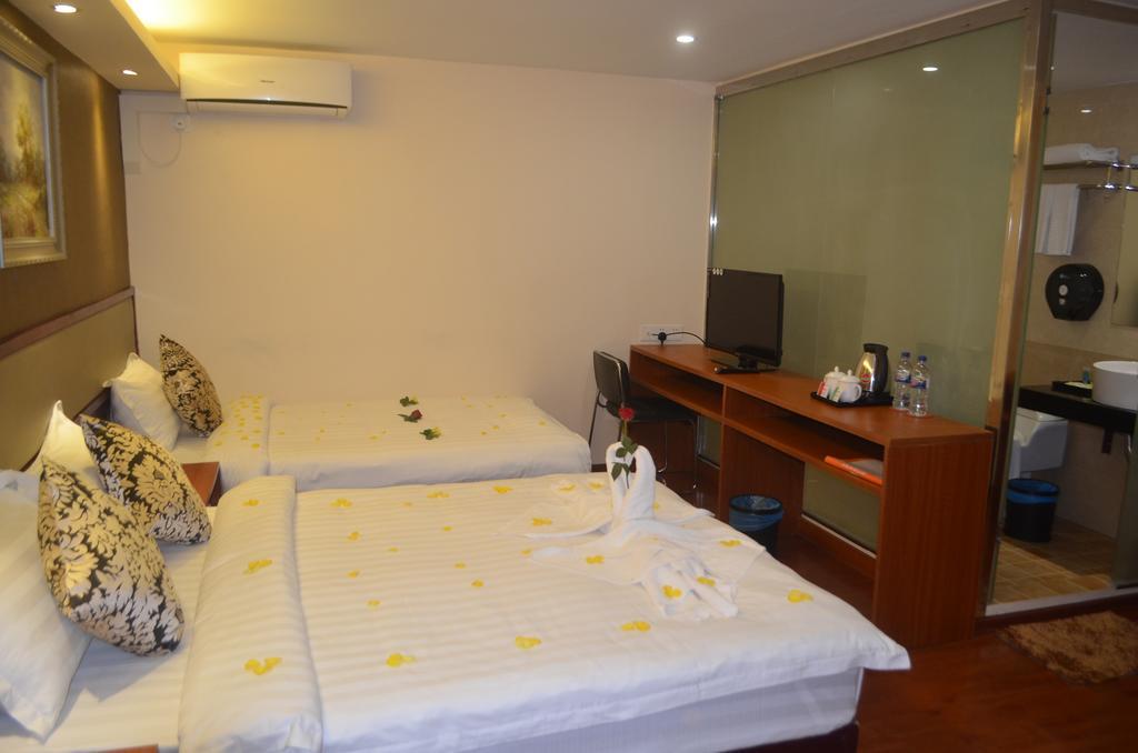 Good Luck Hotel ย่างกุ้ง ภายนอก รูปภาพ